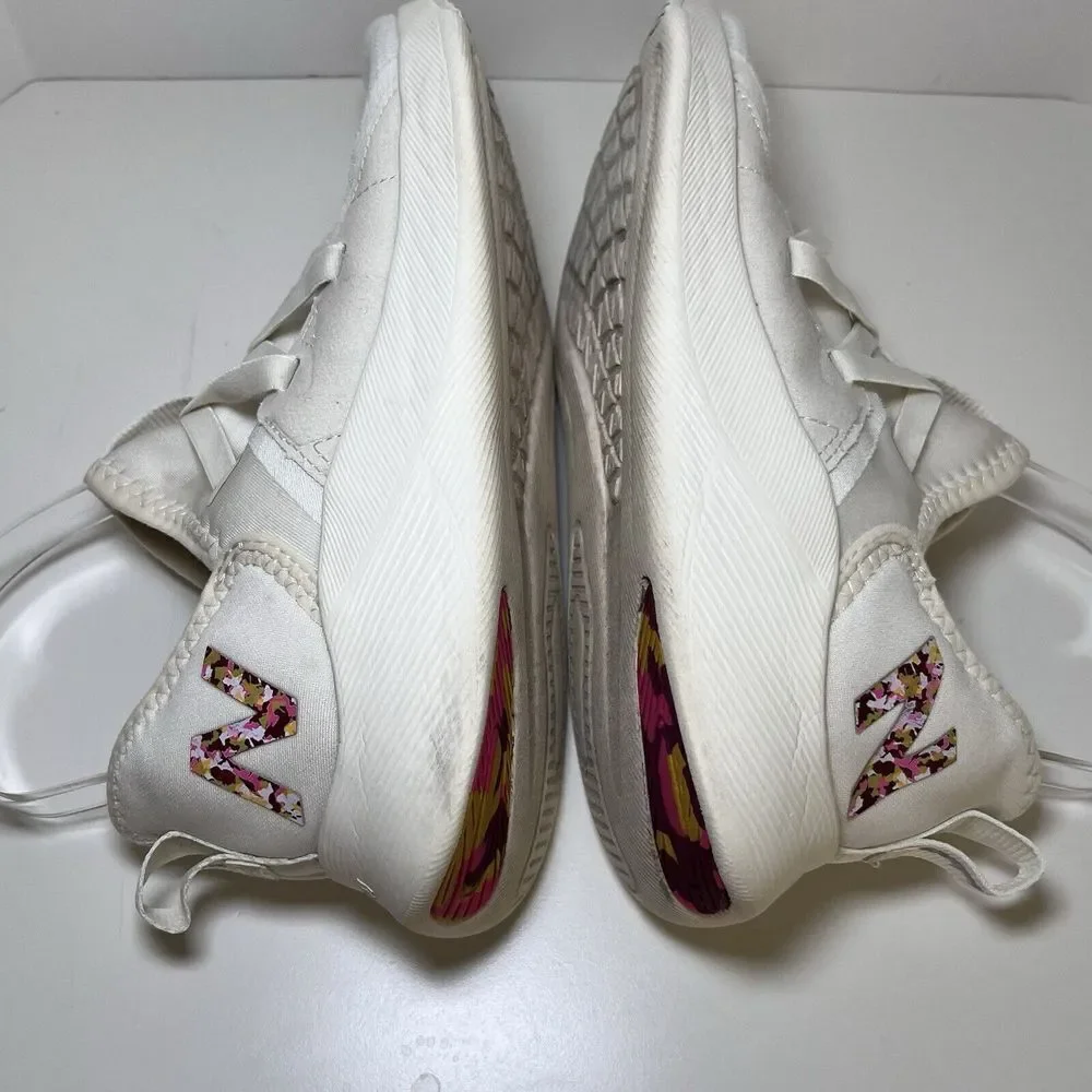 New Balance Beaya V1 Women size 7 Sea‎ Salt/Garnet Slip-On Running Sneaker shoe